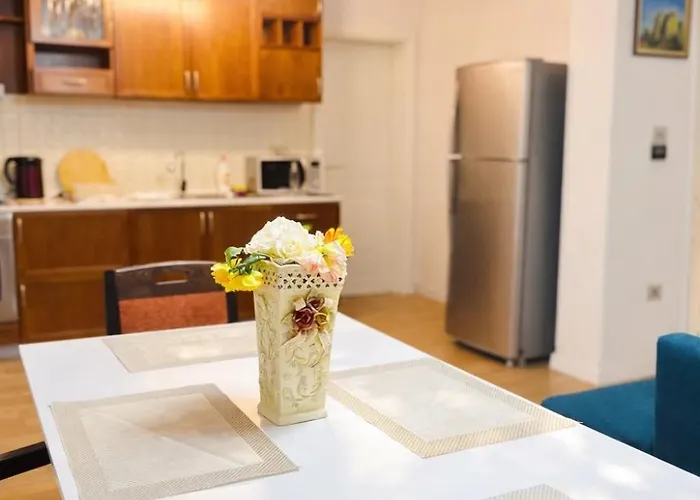 Premium With Balcony * ティラナ