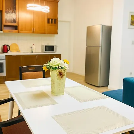 Premium With Balcony Apartamento *