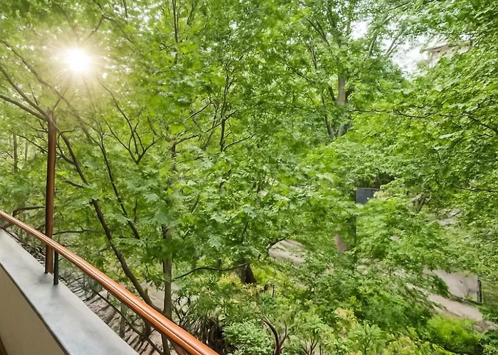 Premium With Balcony ティラナ